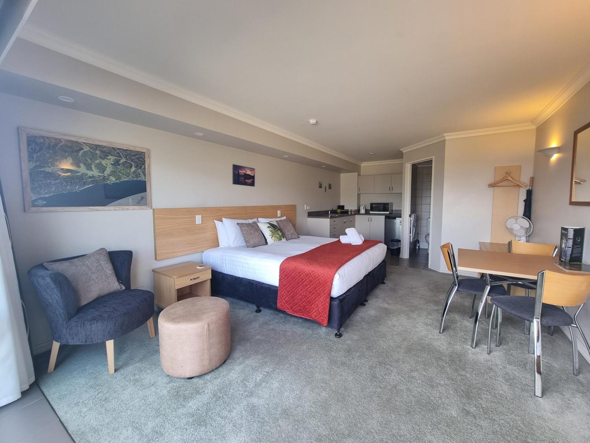 Hotel Lake Brunner Греймут Екстер'єр фото