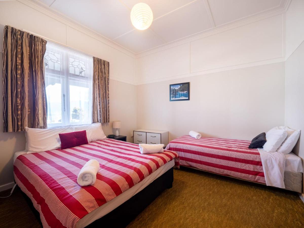 Hotel Lake Brunner Греймут Екстер'єр фото